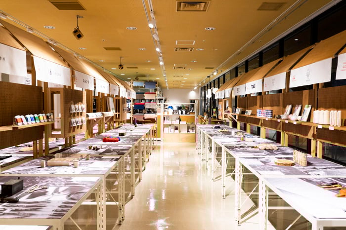 47syugeiten_interior.jpgのサムネイル画像