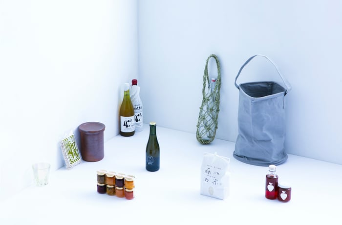 okayama temiyage1_photo by yuji yamazaki.jpg