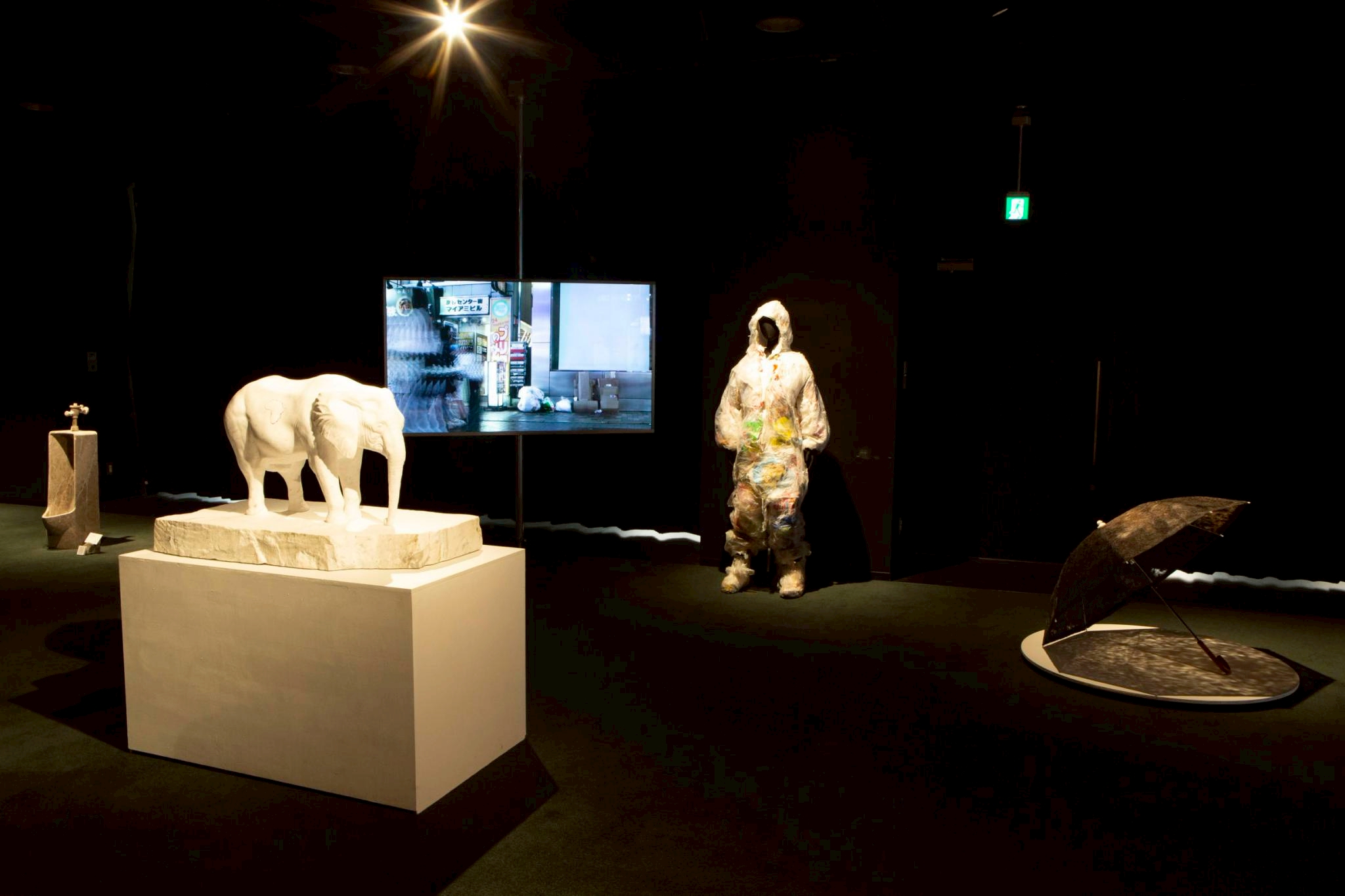 LINE_ALBUM_ヒカリエ送付用_251020_5