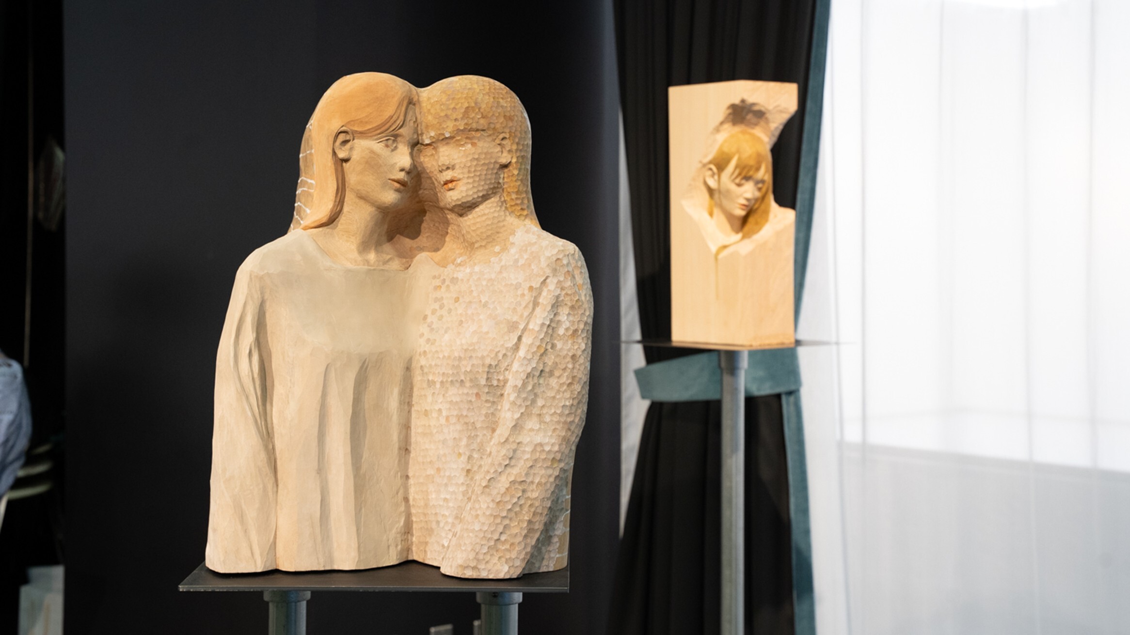 ご利用事例 Hikarie Contemporary Art Eye vol.17 若手作家による木彫